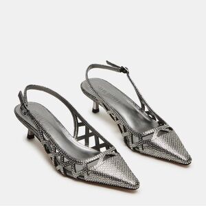 Steve Madden
Kalico Kitten
Heel Slingback pointed-toe
Pump Heel Shoes